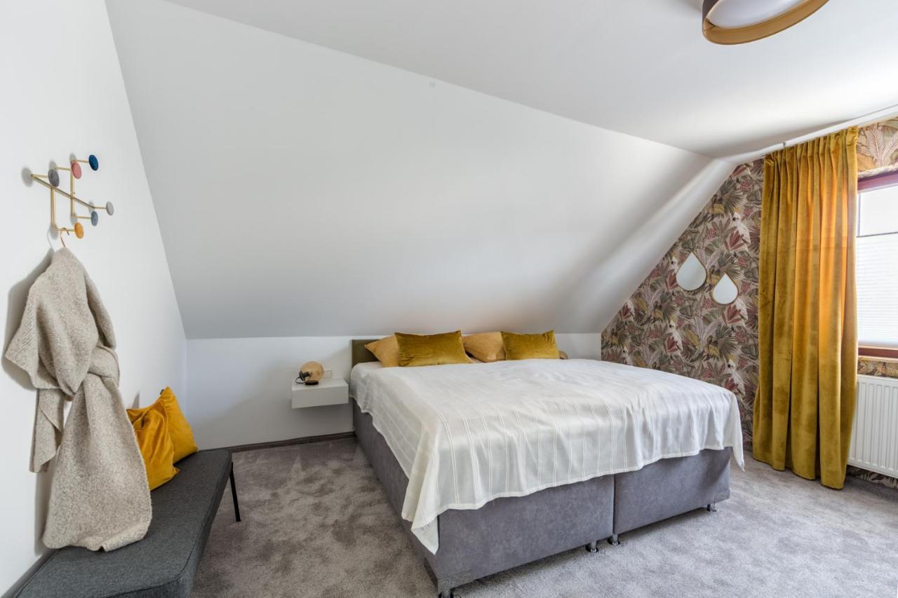 Ferienwohnung Albblick Holzmaden ภายนอก รูปภาพ